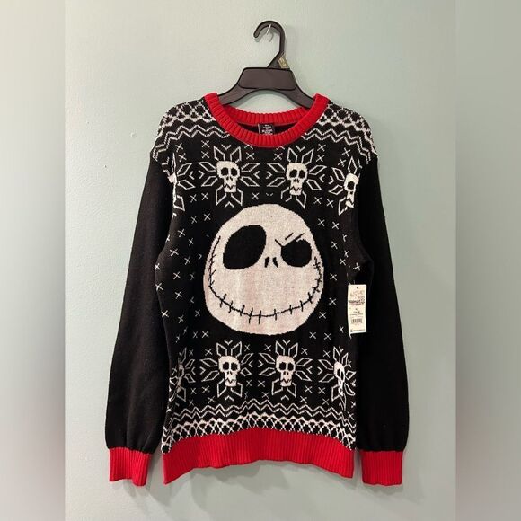 NWT … THE NIGHTMARE BEFORE CHRISTMAS “Size: XL - (14-16)” Sweater - Picture 1 of 4